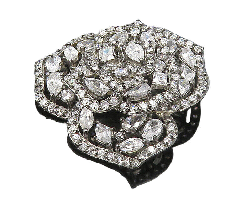 925 Sterling Silver  Sparkling Cubic Zirconia Flower Motif Pendant  PT14060