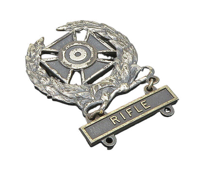 925 Sterling Silver  Vintage Oxidized Rifle Floral Wreath Brooch Pin  BP8202