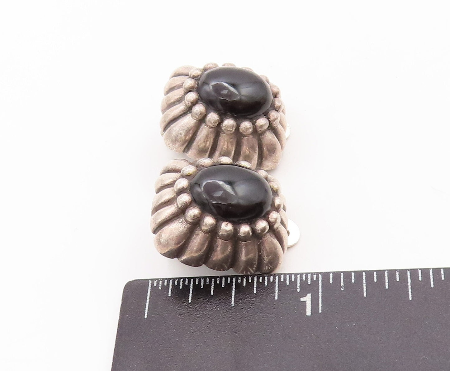 925 Sterling Silver Vintage Earrings Oval Shape Onyx Halo Grooved Design EG13108