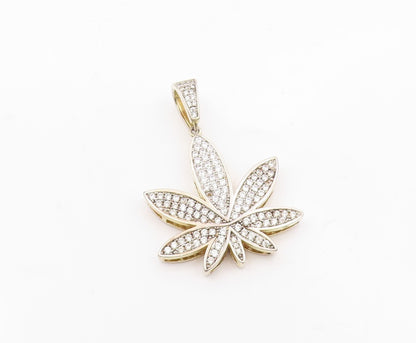 925 Sterling Silver  Sparkling Cubic Zirconia Encrusted Floral Pendant PT12548