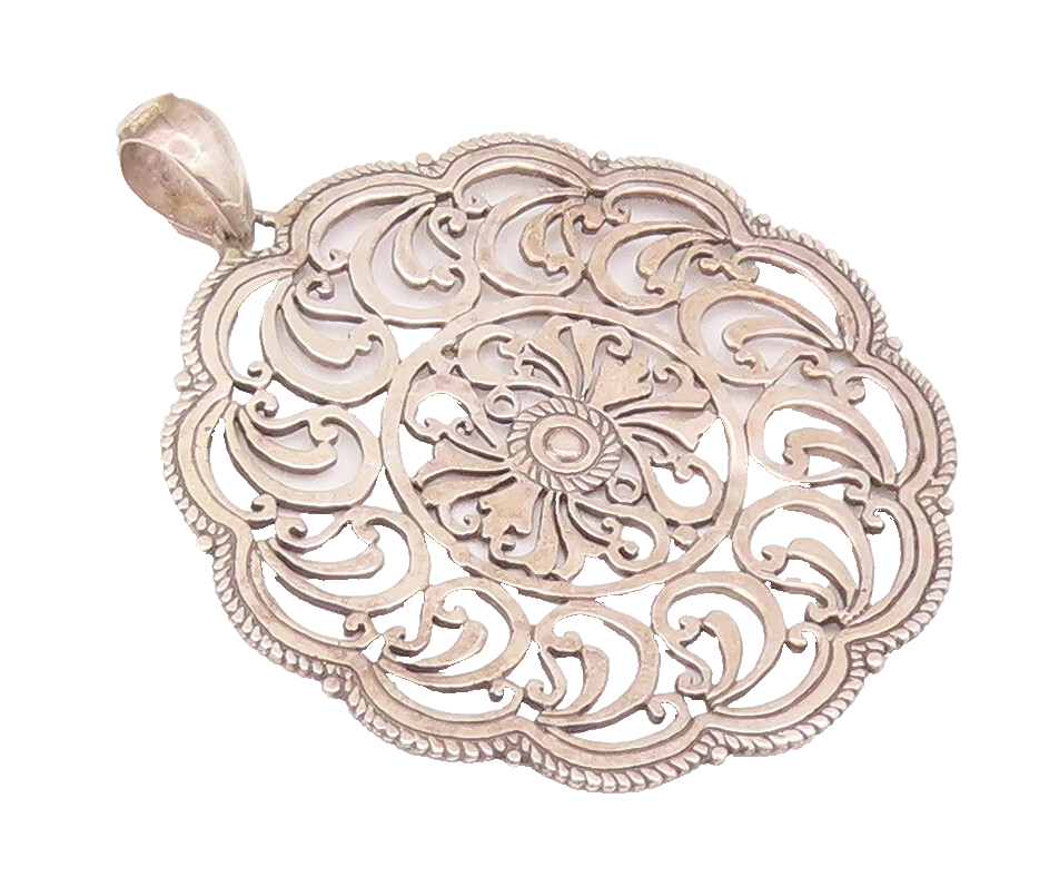 925 Sterling Silver Vintage Pendant Swirly Cutout Floral Circular Patten PT22831