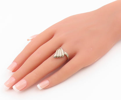 925 Sterling Silver Vintage Ring Modernist Ribbed Wave Band  Sz 7.5  RG36594
