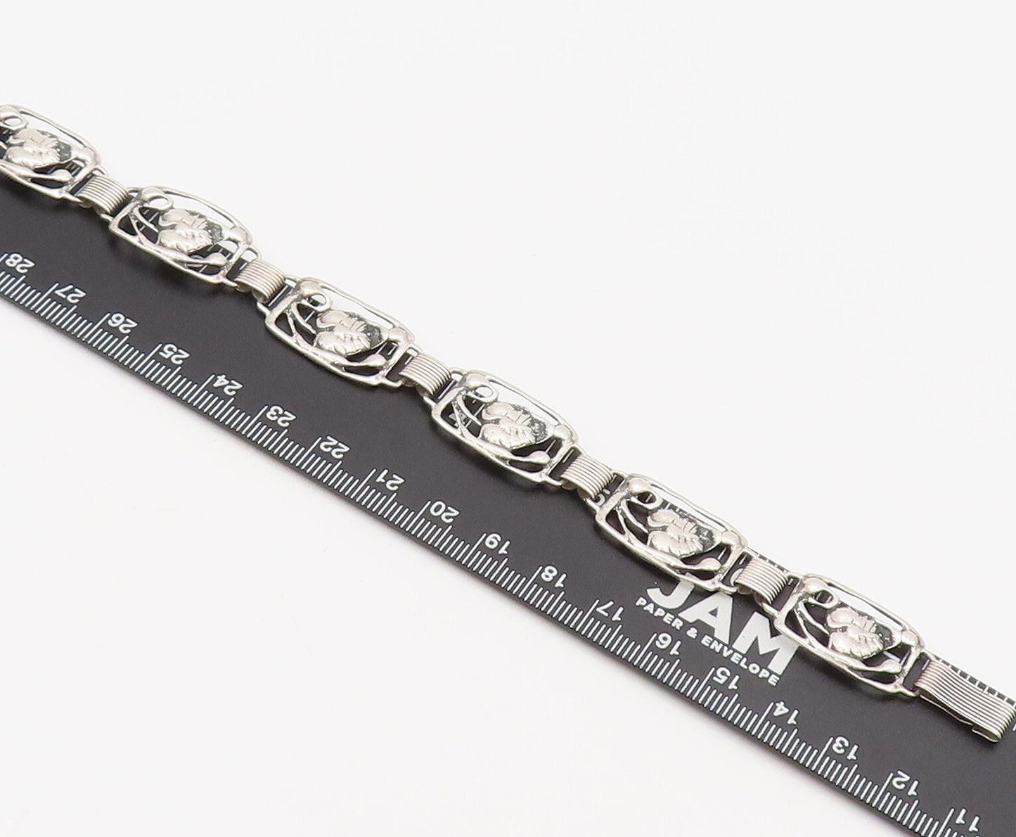 DANECRAFT 925 Silver  Vintage Swirly Carved Framed Leaf Link Bracelet  BT10149