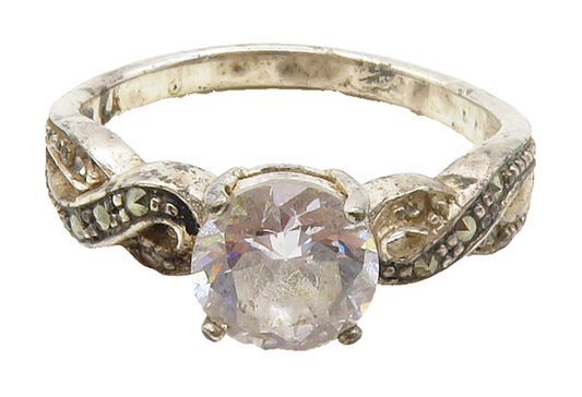 925 Silver  Vintage Cubic Zirconia & Marcasite Band Ring Sz 7.5  RG15317