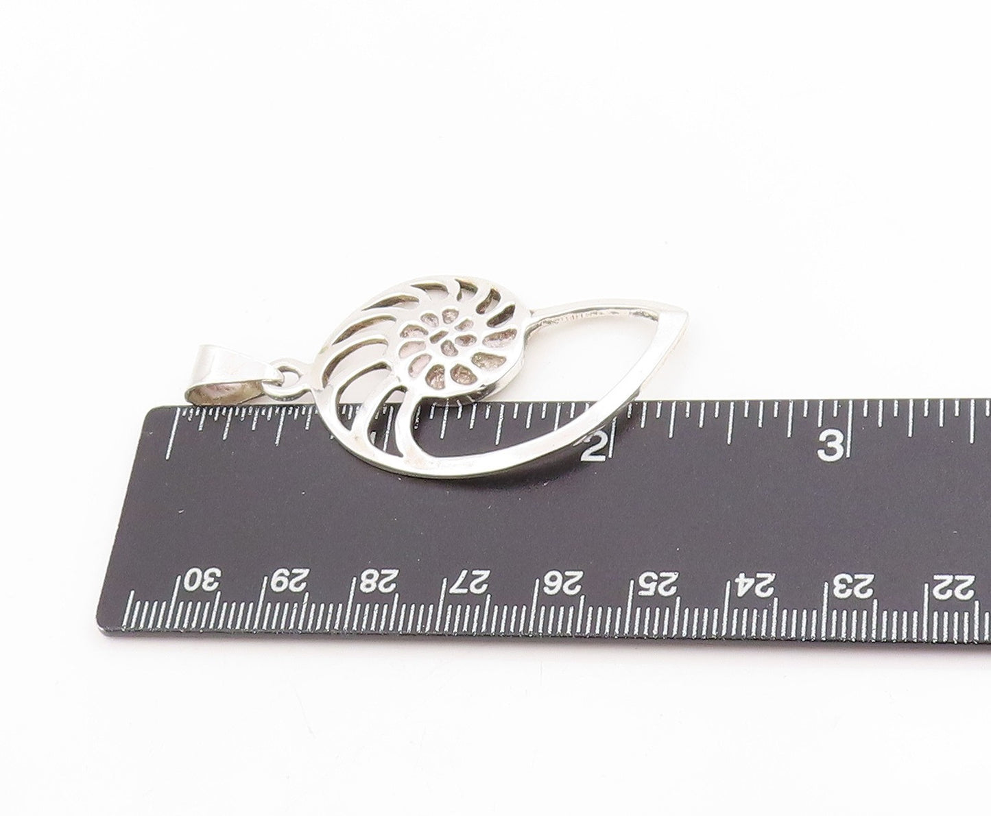 925 Sterling Silver Vintage Pendant Openwork Nautilus Shell Design Charm PT25287