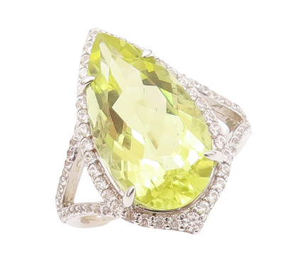925 Sterling Silver Vintage Ring Drop Cut Designer Peridot & CZ  Sz 7.5  RG30146