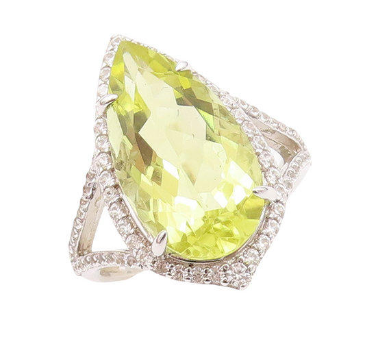 925 Sterling Silver Vintage Ring Drop Cut Designer Peridot & CZ  Sz 7.5  RG30146