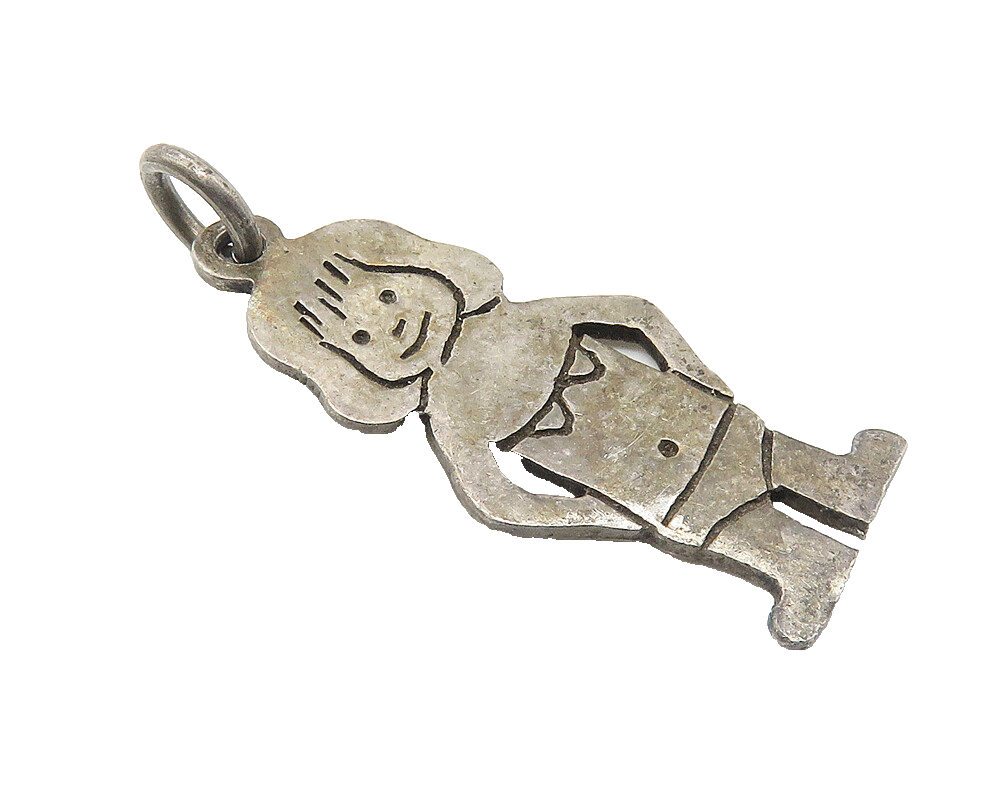 925 Sterling Silver  Vintage Oxidized Little Girl Etched Detail Pendant PT8437