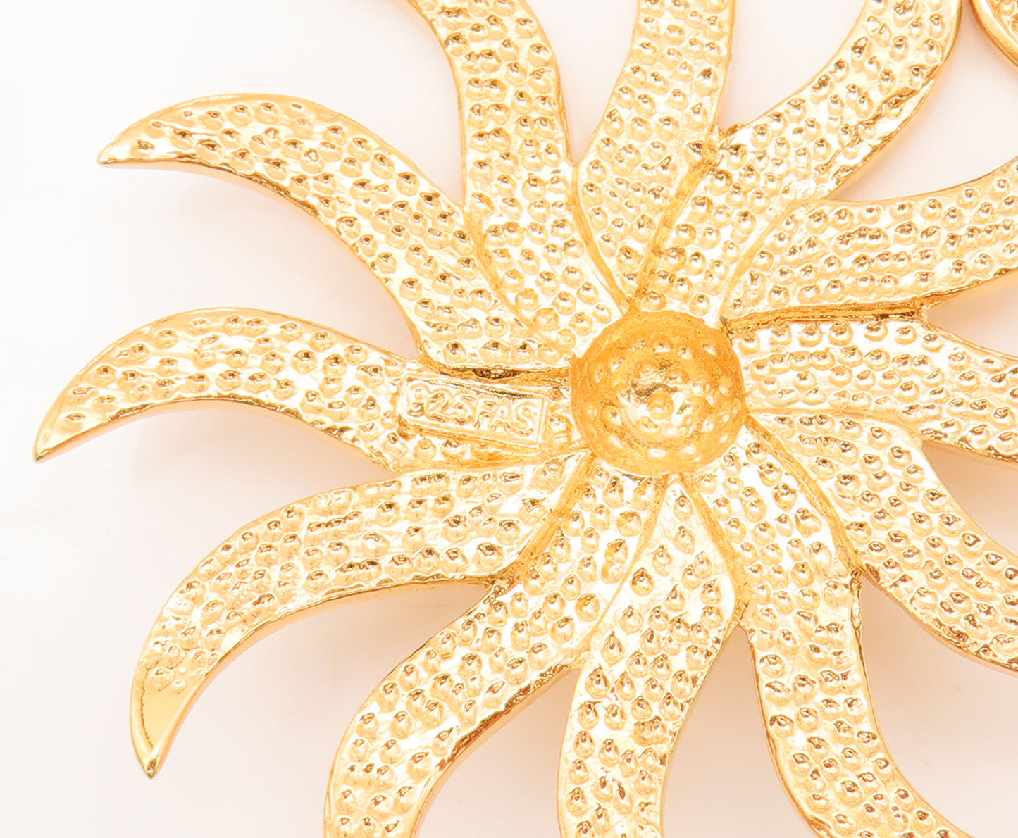 925 Sterling Silver Vintage Pendant Gold Plated 3D Carved Dangling Sun  PT22930