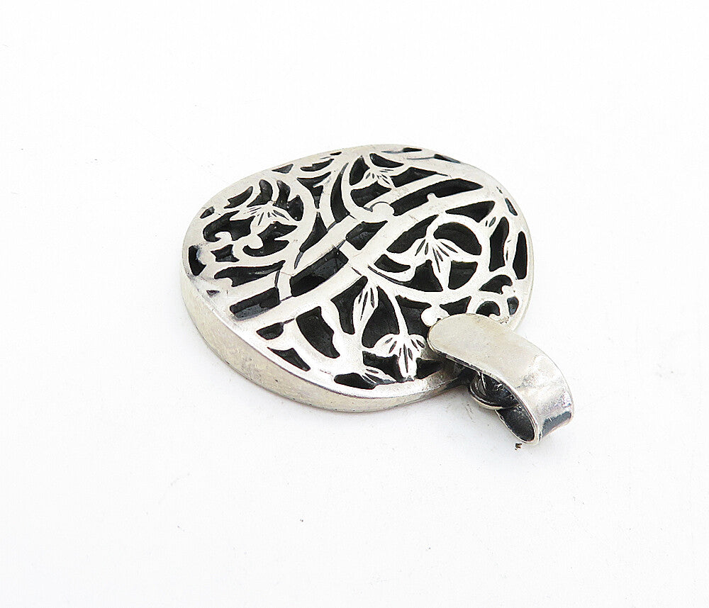 925 Sterling Silver  Vintage Floral Leaf Vine Cutout Round Pendant  PT3643