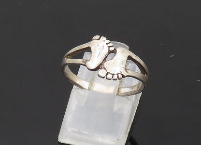 925 Sterling Silver  Vintage Footprints Split Shank Band Ring Sz 8  RG21102