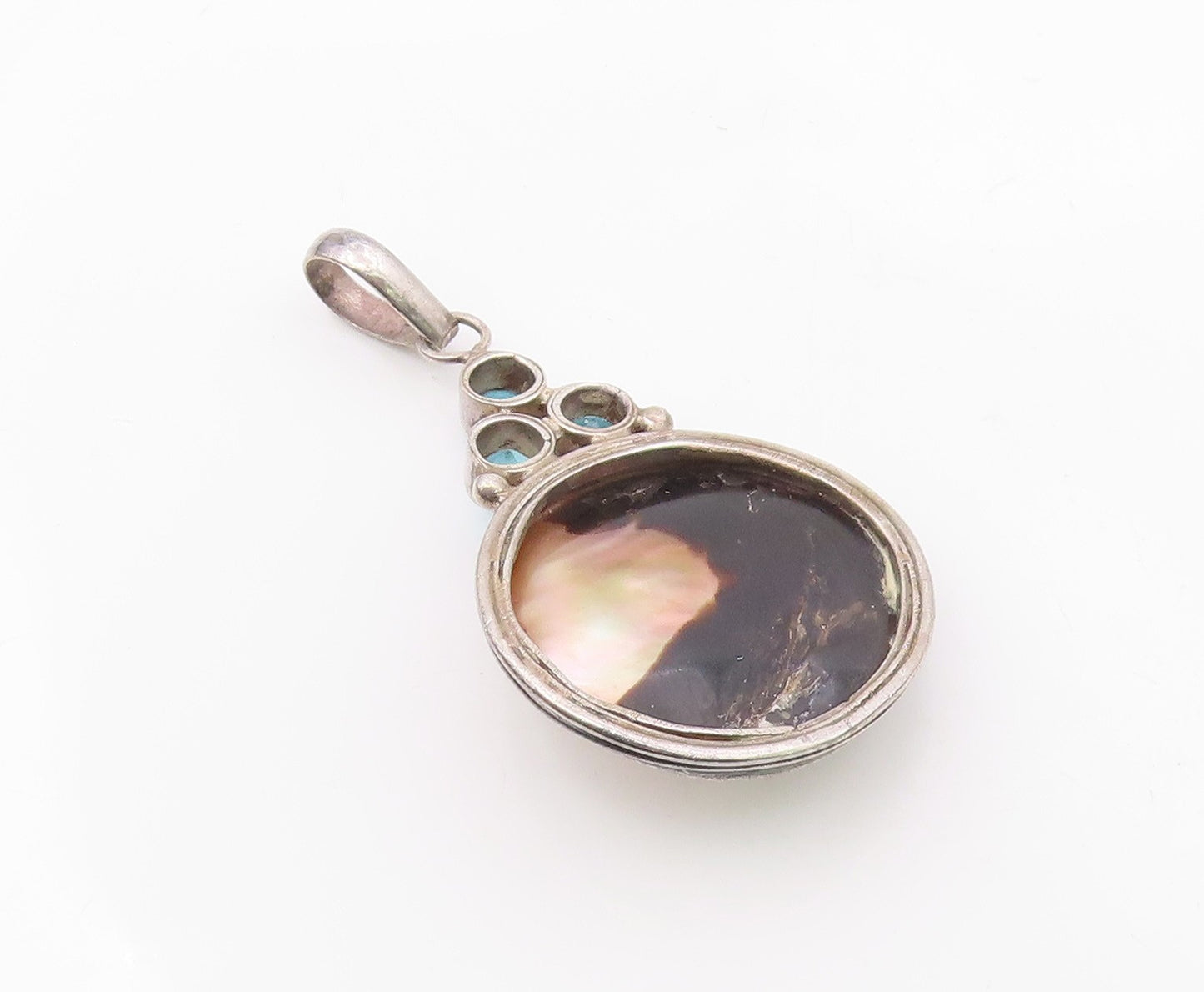 925 Sterling Silver  Vintage Mother Of Pearl & Blue Topaz Pendant  PT17019