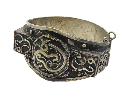925 Sterling Silver  Vintage Antique Oxidized Swirl Bangle Bracelet  BT4043