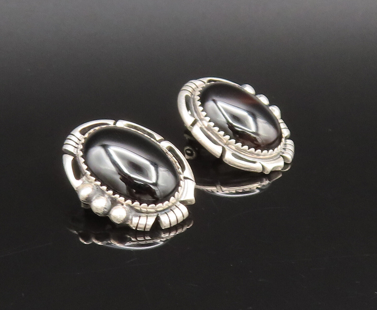 NAVAJO 925 Silver  Vintage Openwork Edge Black Onyx Clip Back Earrings EG12300