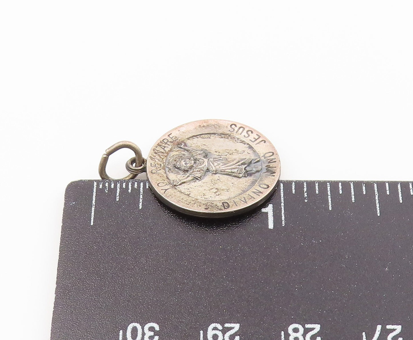 925 Sterling Silver  Vintage Petite Oxidized Jesus Religious Pendant  PT19026