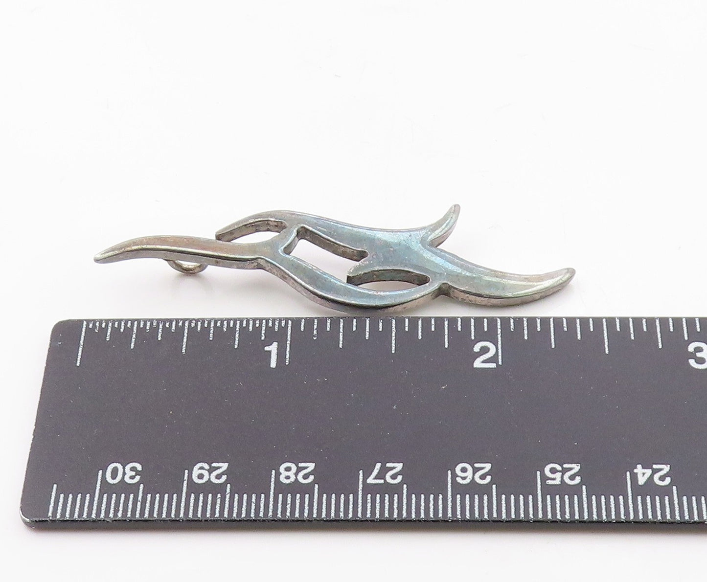 NEWBRIDGE 925 Sterling Silver  Vintage Smooth Dark Tone Shiny Pendant  PT14699