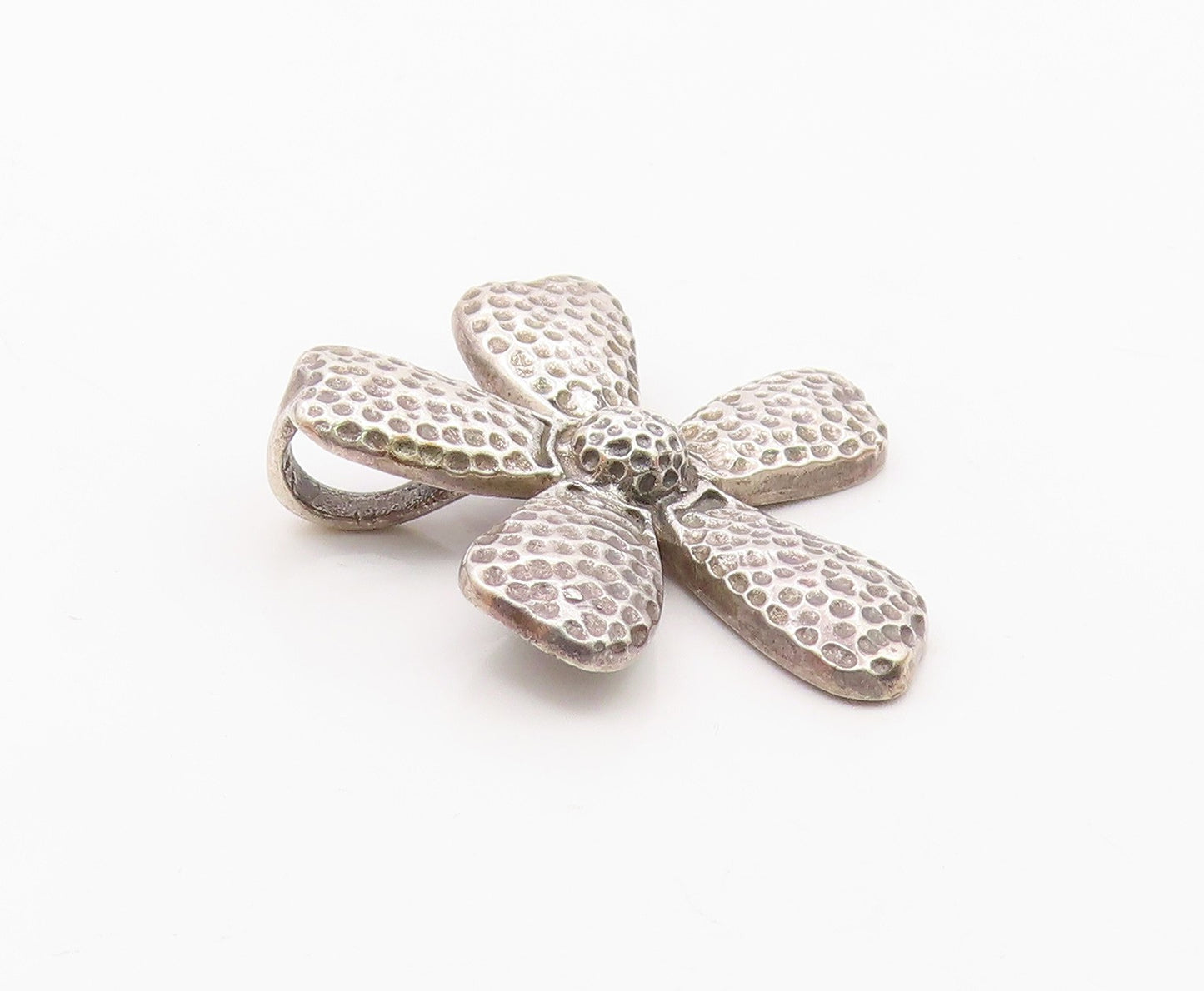 925 Sterling Silver  Vintage Carved Hammered Flower Pendant  PT20220