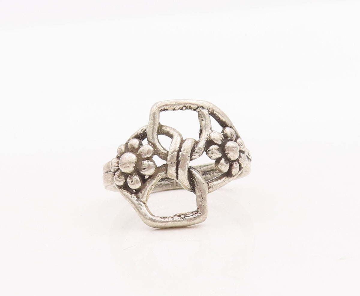 925 Sterling Silver Vintage Ring Solid Cutout Floral Design   Sz 6.5  RG29098