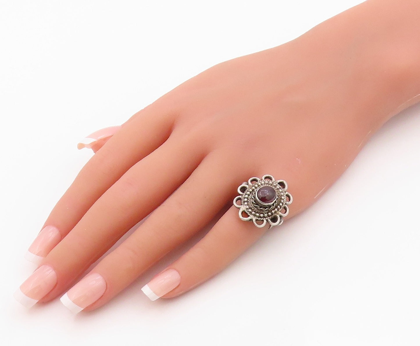 925 Sterling Silver Vintage Ring Classic Garnet Bohemian Flower  Sz 4.5  RG36336