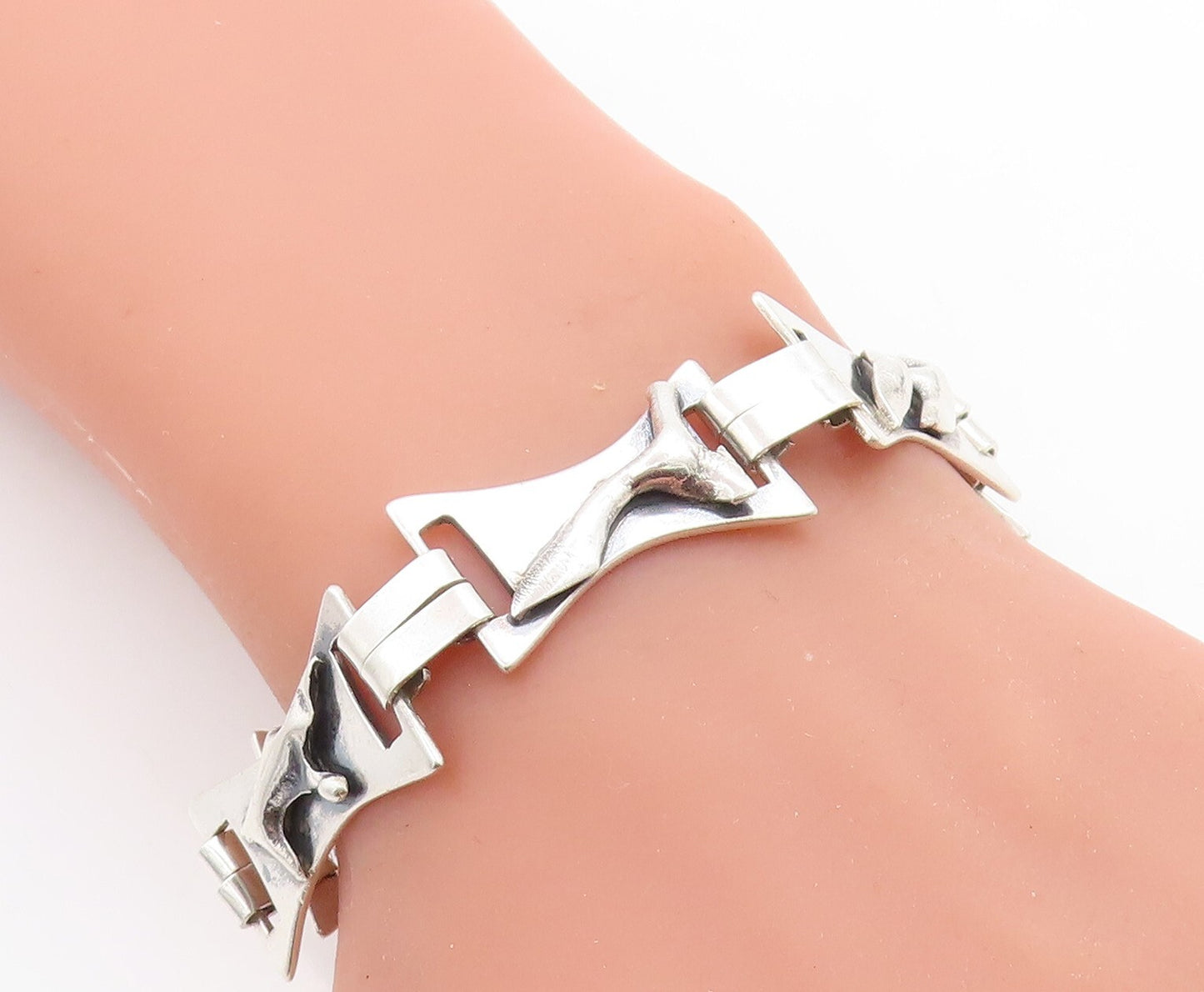925 Sterling Silver  Vintage Abstract Sculpted Detail Chain Bracelet  BT2305