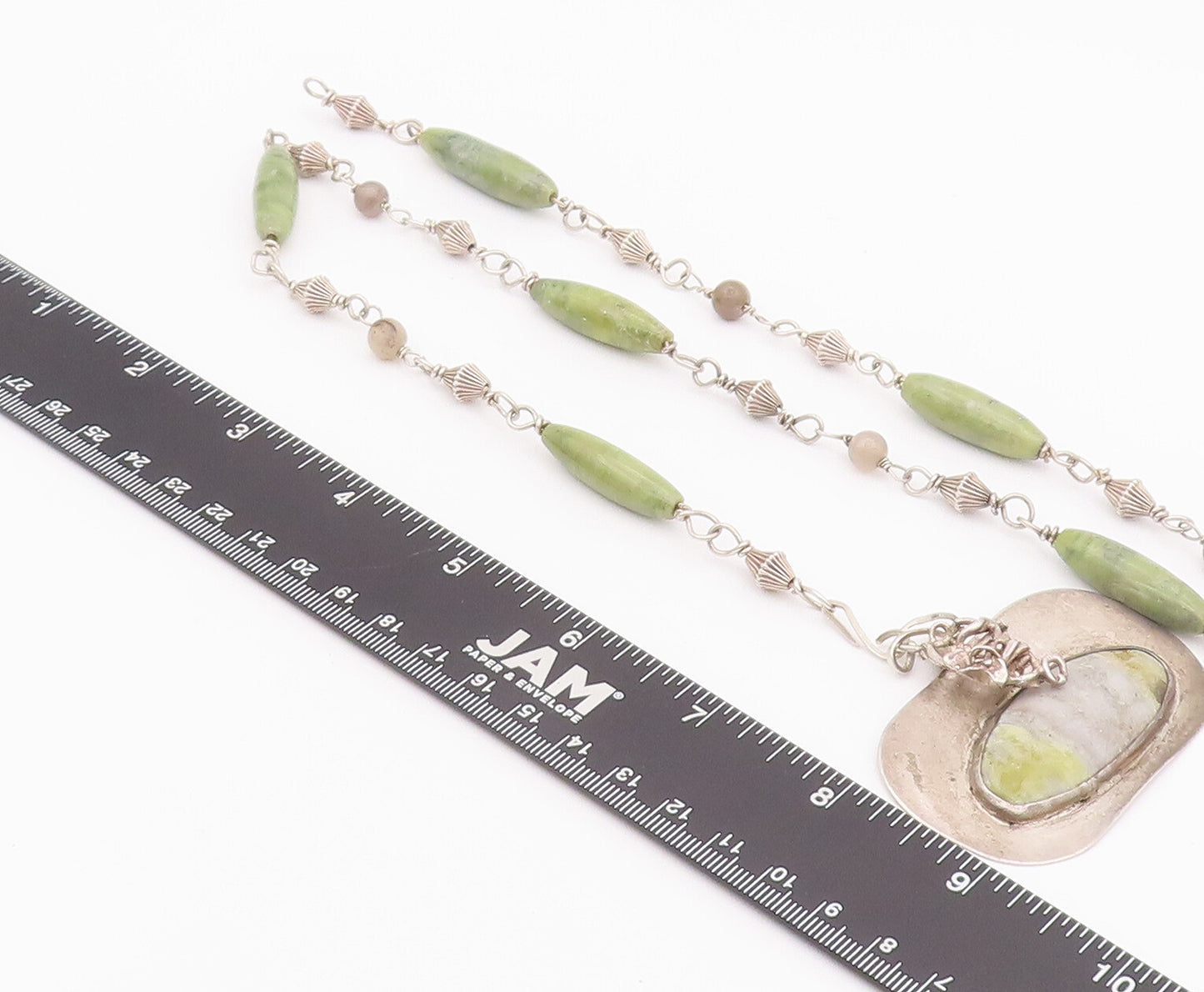 925 Sterling Silver Vintage Necklace Cylindrical Carved Green Marbles  NE4256