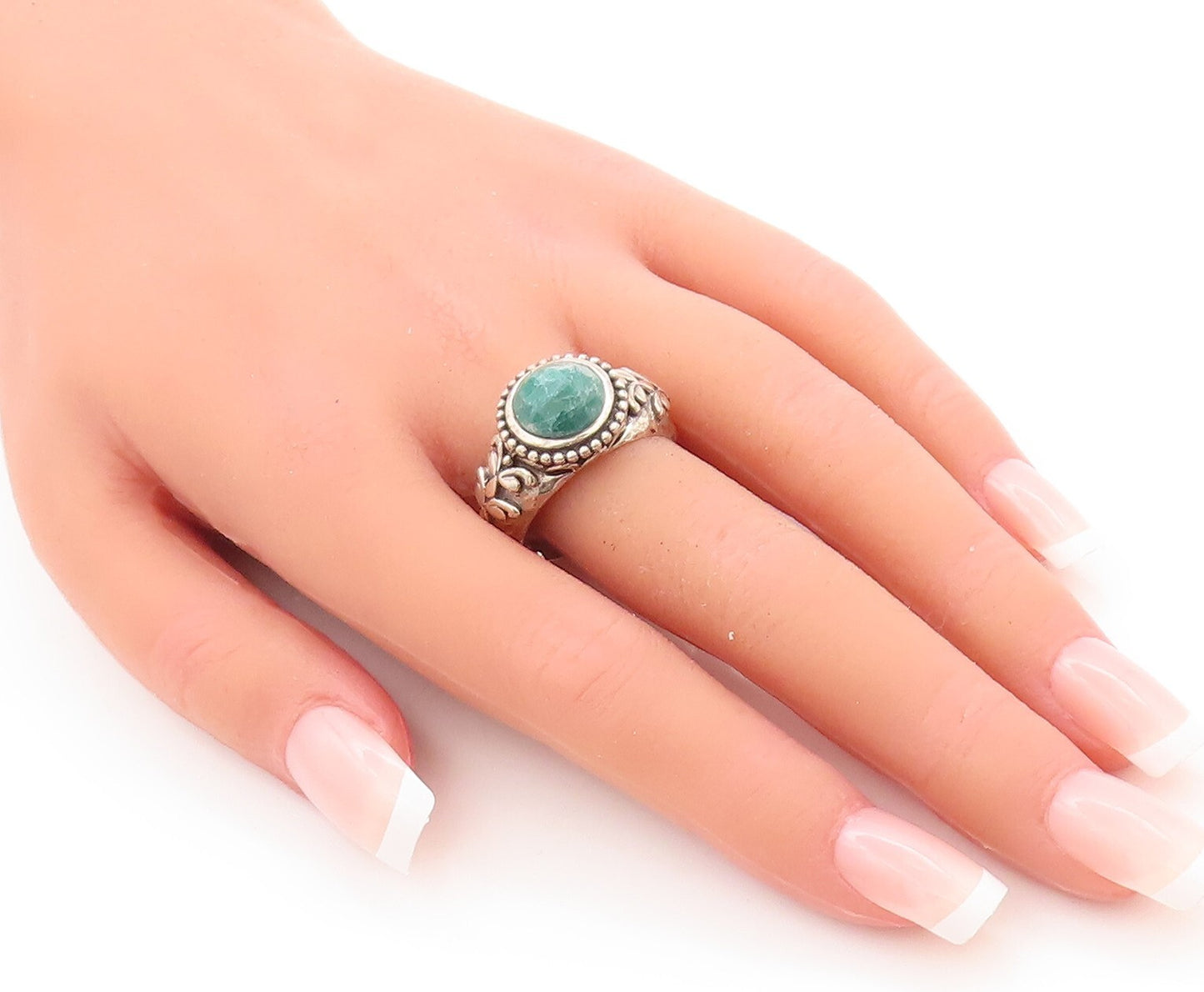 925 Sterling Silver Vintage Ring Round Green Gemstone Swirly Sz 10 RG29719