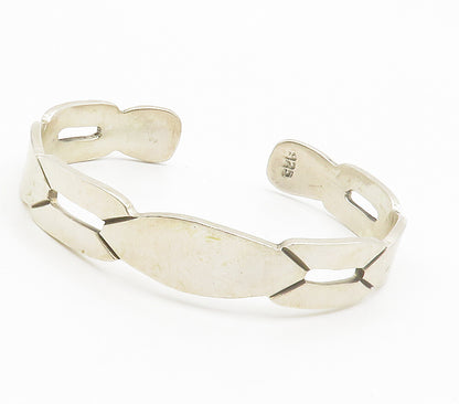 925 Sterling Silver  Vintage Shiny Smooth Cutout Detail Cuff Bracelet  BT5859