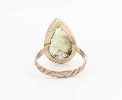 925 Sterling Silver Vintage Ring Green Prehnite Teardrop Band  Sz 6.5  RG34176