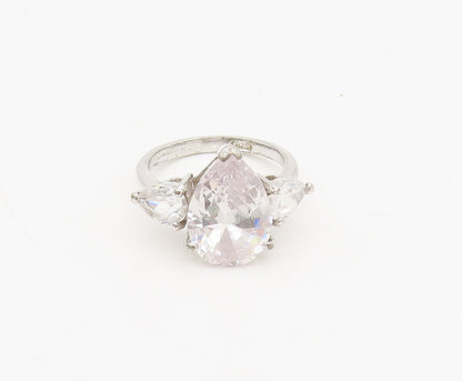 925 Sterling Silver  Vintage Tear Drop Cut 3 CZ Stone Ring Sz 7.25  RG27002