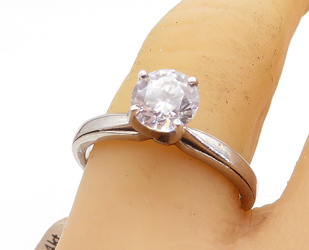 TAHARA & CO. 925 Sterling Silver  Cubic Zirconia Solitaire Ring Sz 8  RG5523
