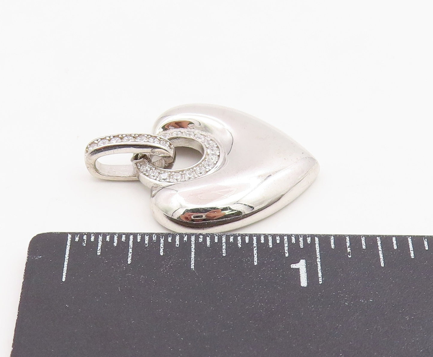 925 Sterling Silver Vintage Pendant Round CZ Modernist Love Heart Charm  PT26181