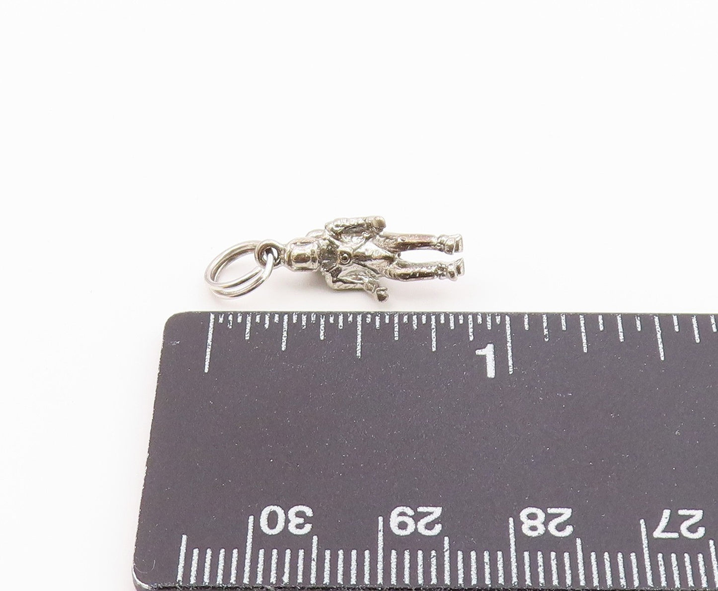 925 Sterling Silver  Vintage Petite Shiny Astronaut Drop Pendant  PT18949