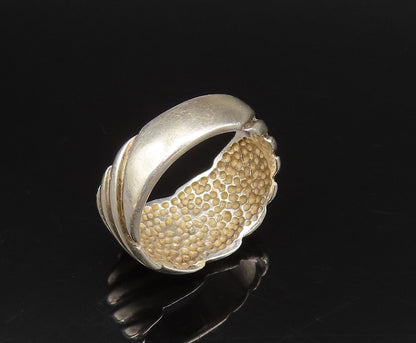 925 Silver  Vintage Fashionable Minimalist Ribbed Band Ring Sz 7  RG25880