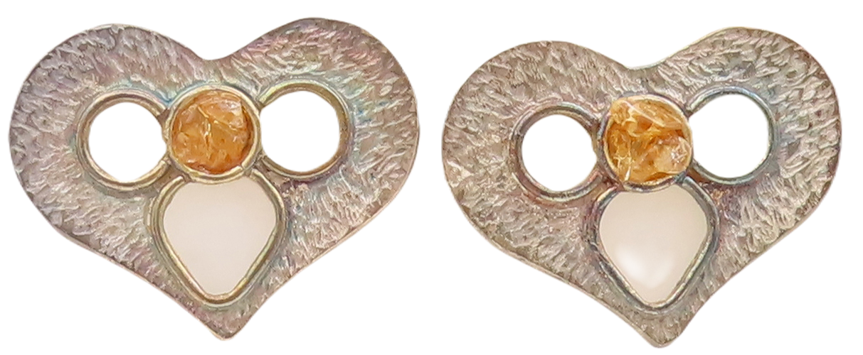 925 Sterling Silver Vintage Earrings Designer Heart With Glass Flower  EG13008