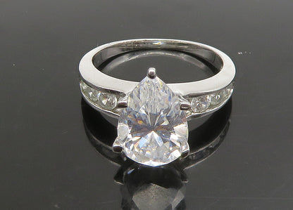 925 Sterling Silver   Vintage Shiny Cubic Zirconia Solitaire Ring Sz 7 RG23358