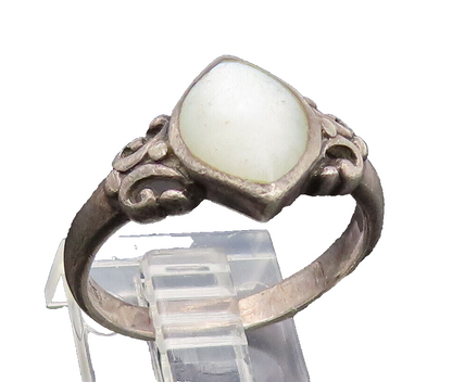 925 Silver  Vintage Minimalist Carved Mother Of Pearl Ring Sz 8.75  RG27025