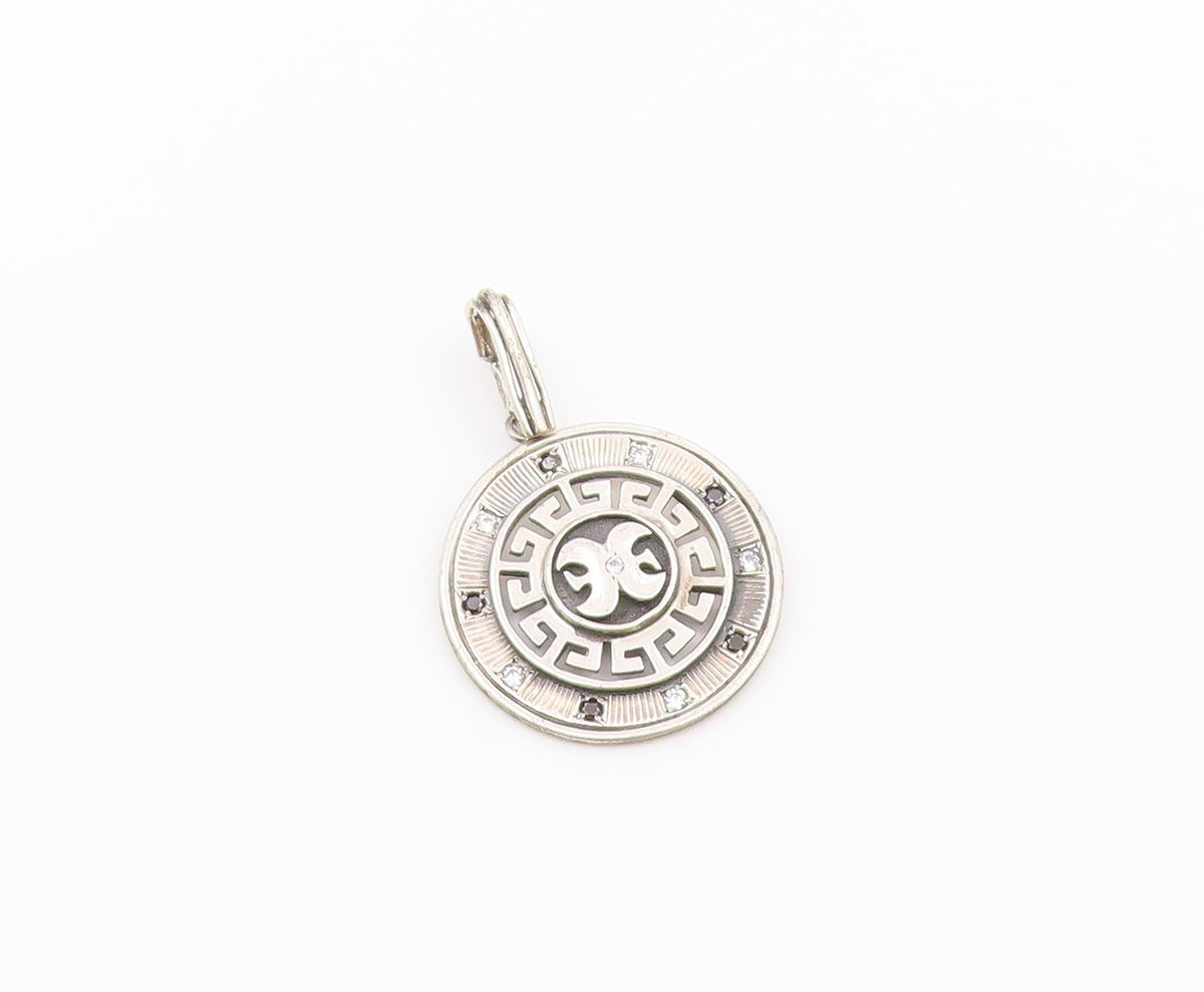925 Sterling Silver  Vintage Cubic Zirconia & Sapphire Round Pendant  PT17098