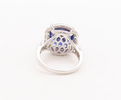 925 Sterling Silver Vintage Ring Designer Carved Neck 2 Tone CZ  Sz 7  RG29410