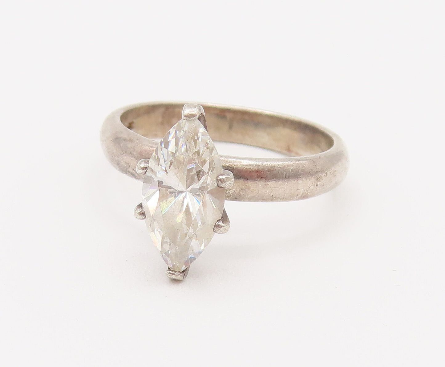 925 Silver  Vintage Minimalist Marquise Cubic Zirconia Ring Sz 8  RG26206