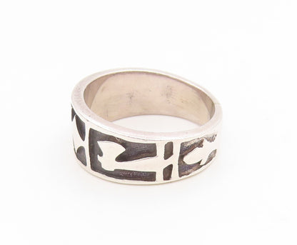 925 Sterling Silver Vintage Ring Modernist Carved Symbols Band  Sz 6  RG35297