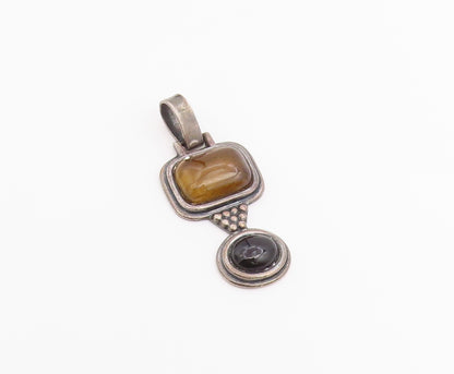 925 Sterling Silver Vintage Pendant Tiger's Eye & Black Onyx Charm  PT26536