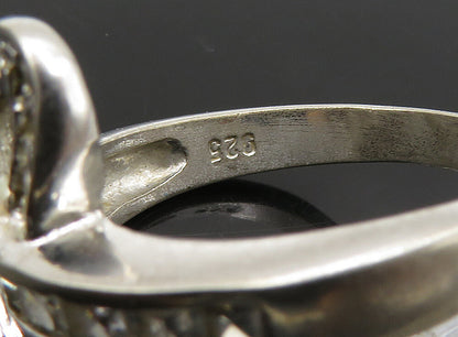 925 Sterling Silver  Vintage Shiny Topaz Ribbon Motif Band Ring Sz 7  RG23629