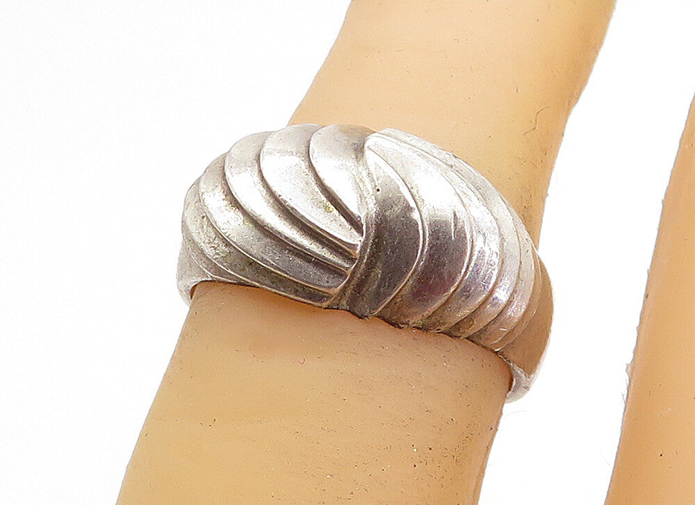 925 Sterling Silver  Vintage Fluted Dome Design Round Band Ring Sz 6  RG4757