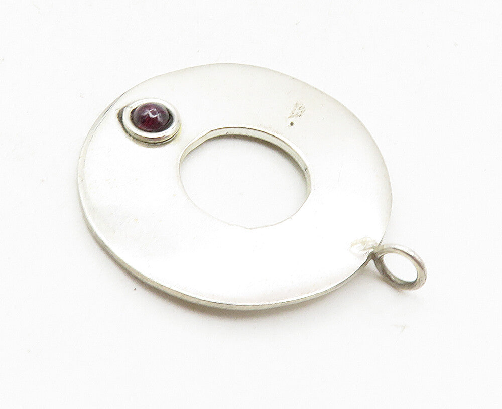 925 Sterling Silver  Vintage Cabochon Cut Garnet Open Circle Pendant  PT7030