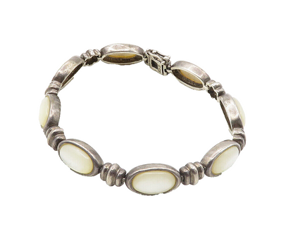 925 Sterling Silver  Vintage Mother Of Pearl Dark Tone Chain Bracelet  BT4257