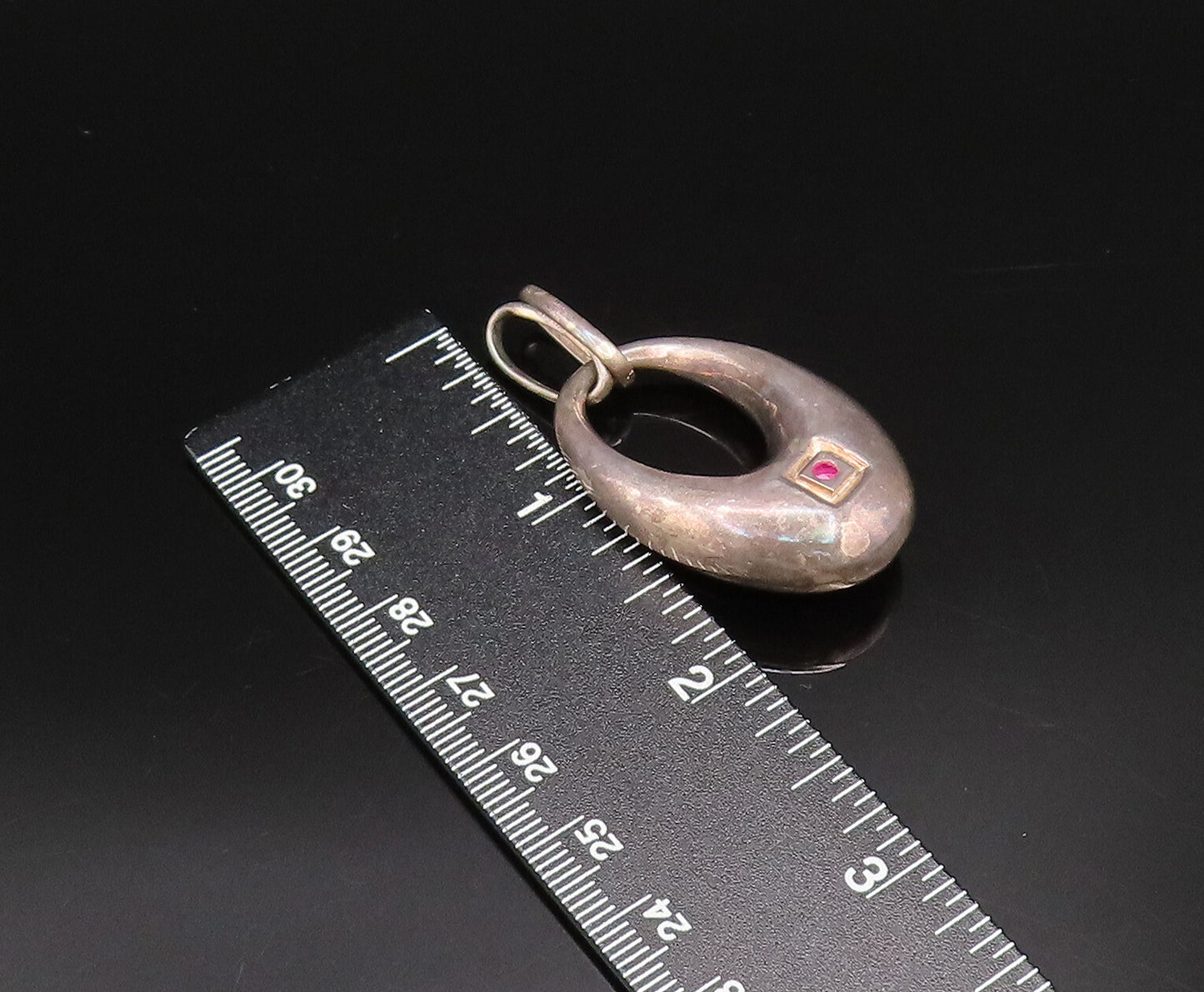 ELLE 925 Silver  Vintage Single Ruby Accent Tote Purse Motif Pendant  PT21824