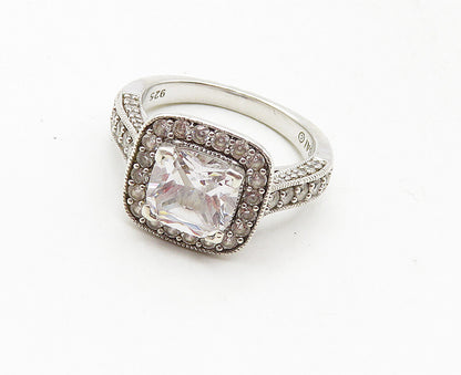 925 Sterling Silver  Cubic Zirconia Solitaire With Accents Ring Sz 7  RG9452