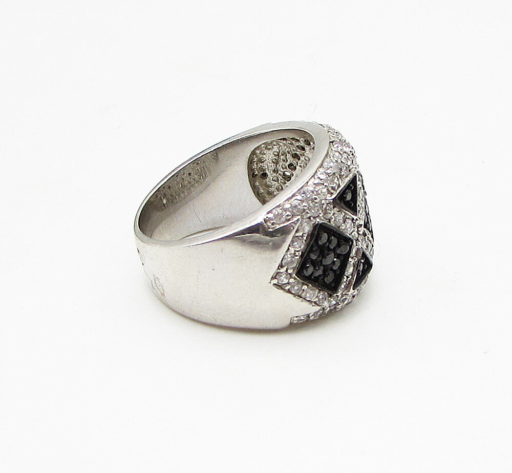 925 Sterling Silver  Sapphire & White Cubic Zirconia Band Ring Sz 6.5  RG2797