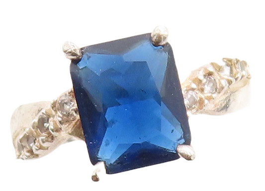 925 Sterling Silver Vintage Ring Rectangle Sapphire Twisted CZ  Sz 7.5  RG31192