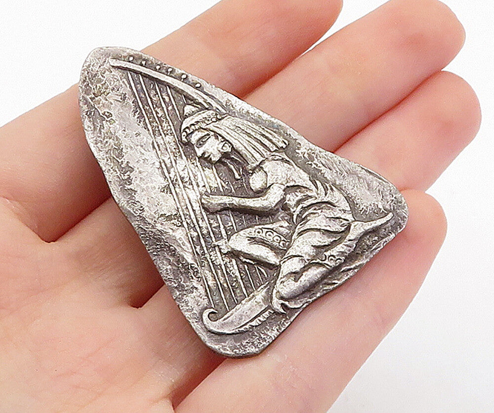 925 Sterling Silver  Vintage Antique Sitting Harp Player Brooch Pin  BP2564